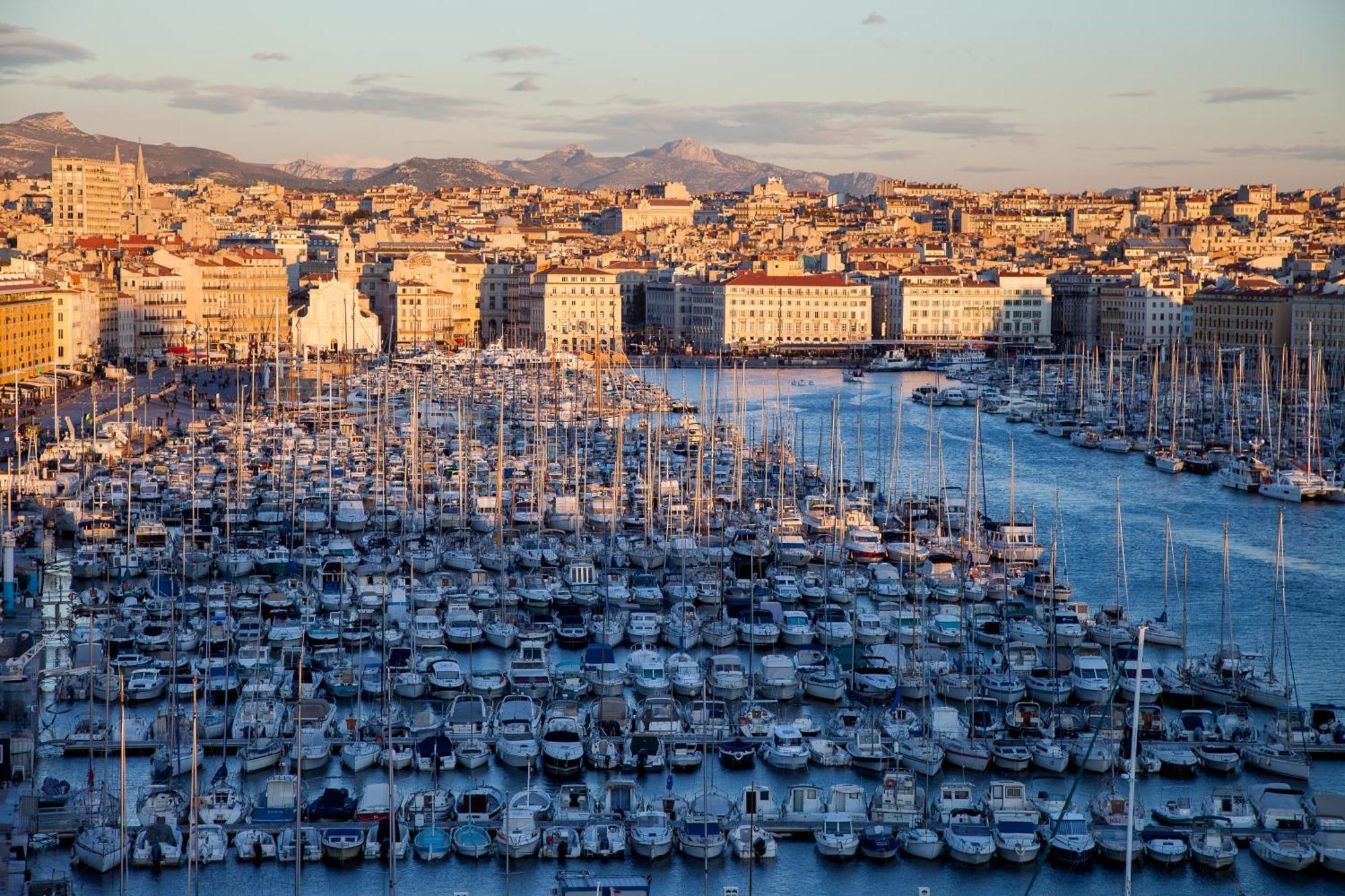 Апартаменти Adira Marseille Montgrand 2 Etoiles Екстер'єр фото